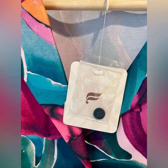 Fabletics Button Down Pajama Top-Painted Tulips-Size 2X-New with Tags - Picture 9 of 10